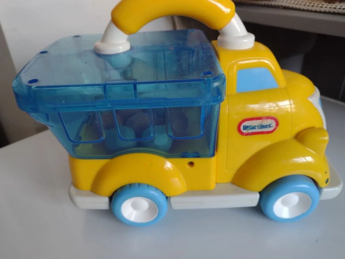 Kid's Toys - Image 1