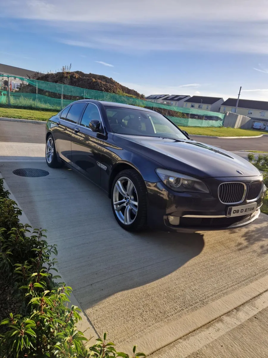 BMW 7-Series 730d 2009 test and tax!! - Image 1