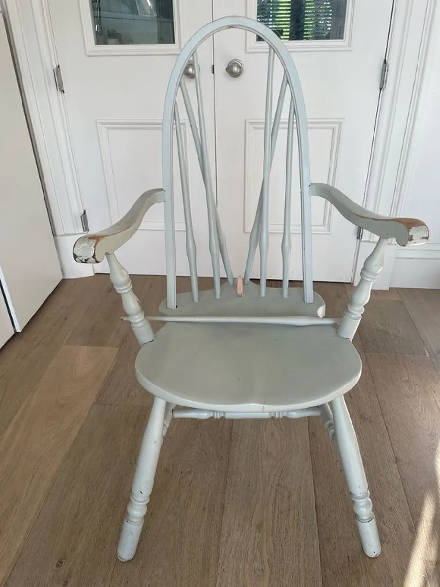 Quaker Dining Chairs x4 - Image 4