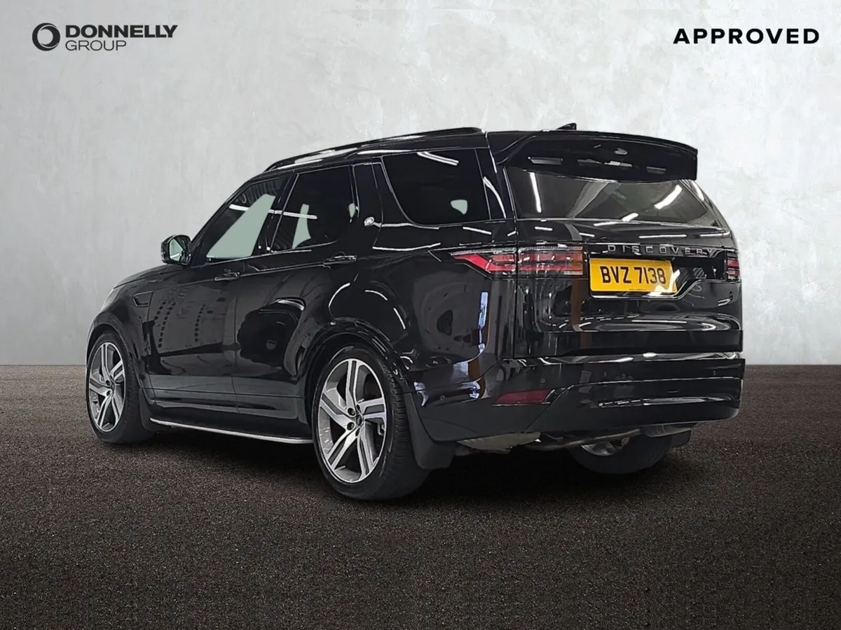Land Rover Discovery Diesel Sw Dynamic HSE - Image 2