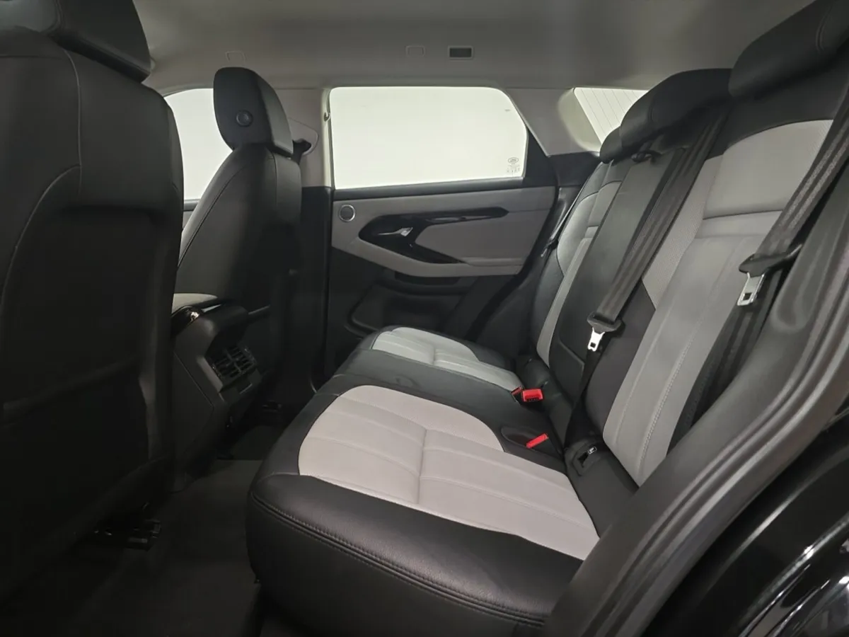 Land Rover Range Rover Evoque Diesel Hatchback Dyn - Image 4