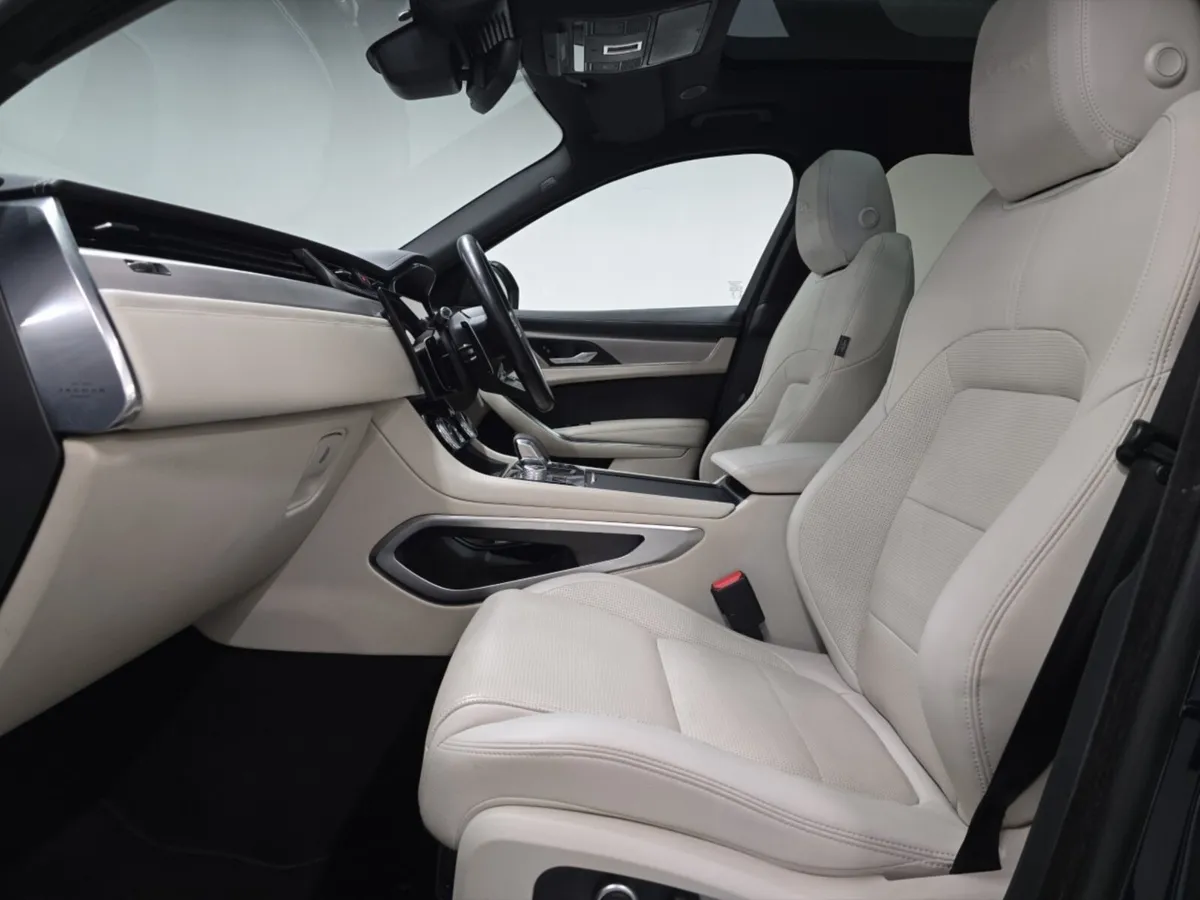 Jaguar F-pace F-Pace Diesel Estate R-Dynamic S - Image 3