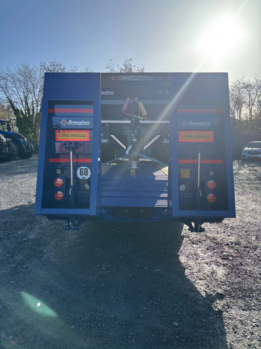 Broughan dump trailer & Low Loader! - Image 4