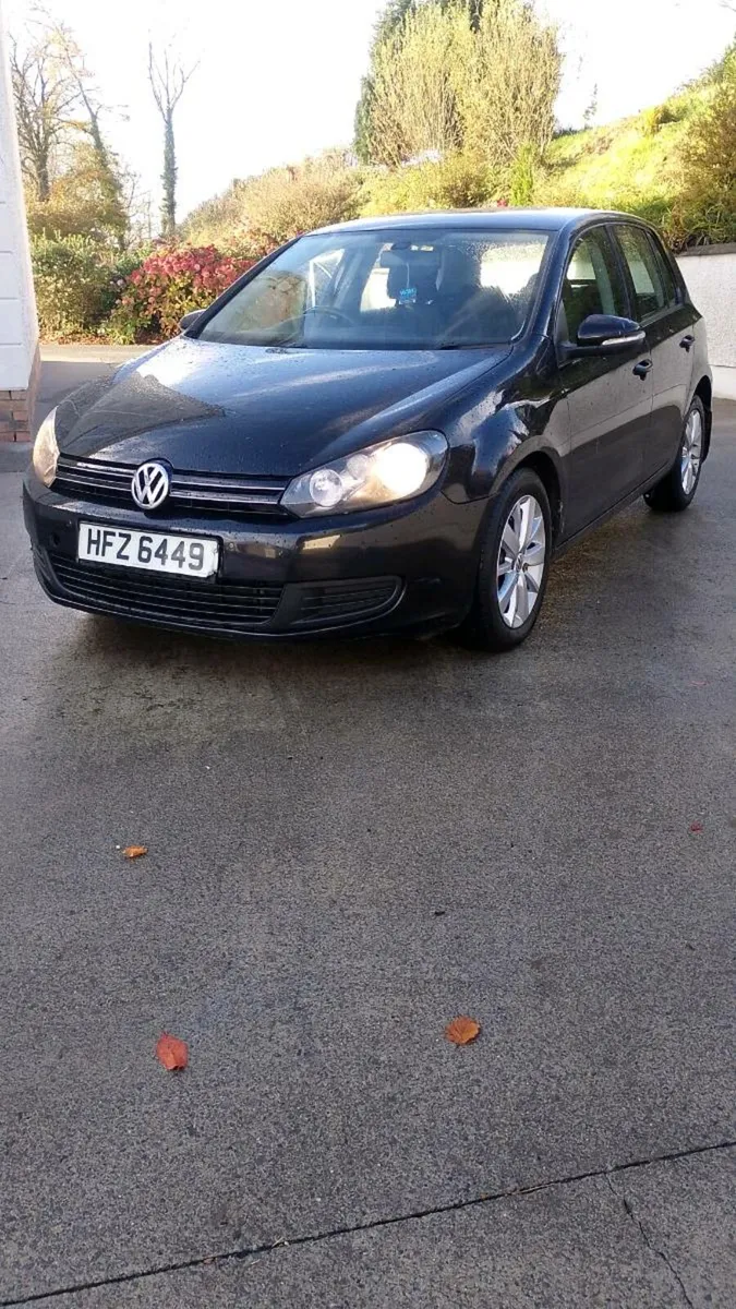 2011 VW GOLF 1.6 - Image 1