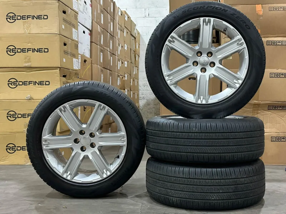 19" Genuine RANGE ROVER STYLE 4 Alloy & Pirellis - Image 1