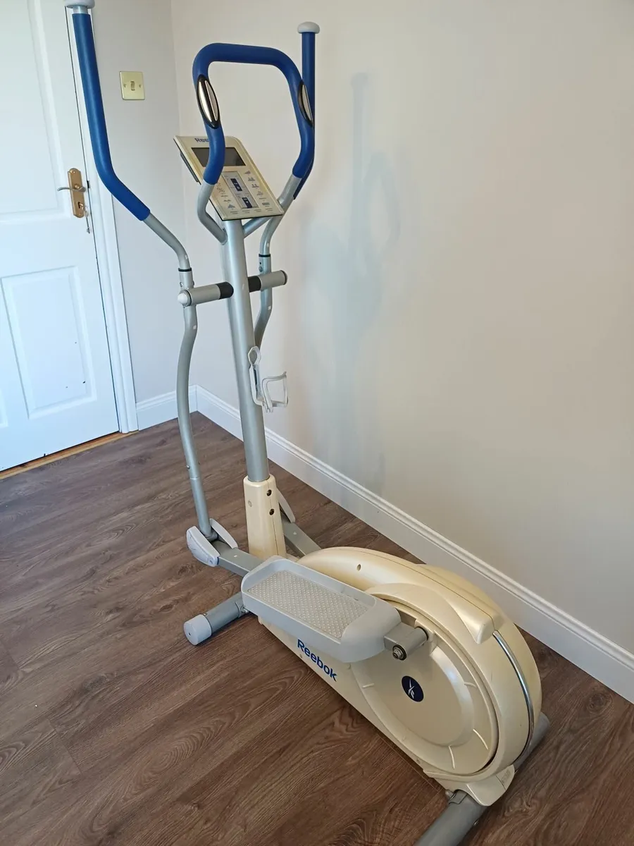 Cross Trainer - Image 4