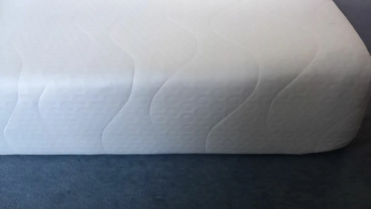 SINGLE BED MATTRESS - Image 2