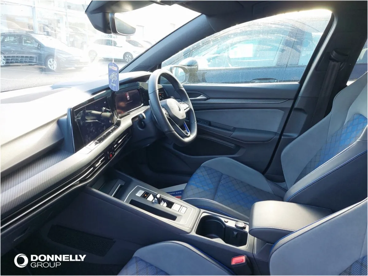 Volkswagen Golf Hatchback R - Image 2