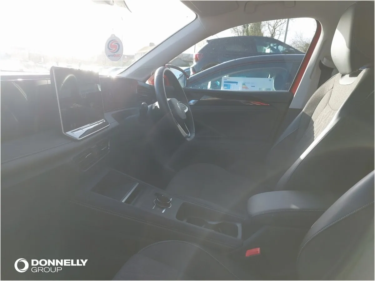 Volkswagen Tiguan Estate Special Edition Life Laun - Image 2