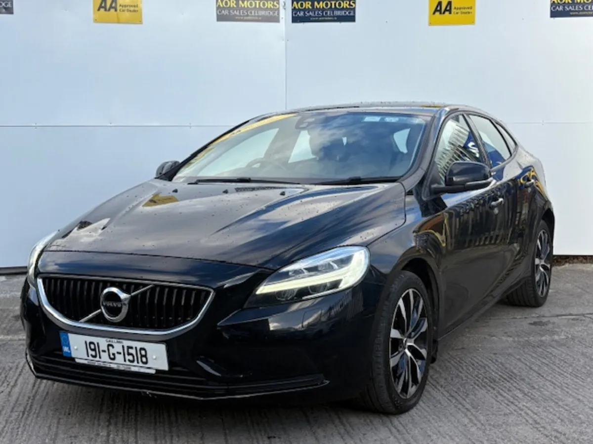 Volvo V40 2019 2.0 D3 Leather - Image 3