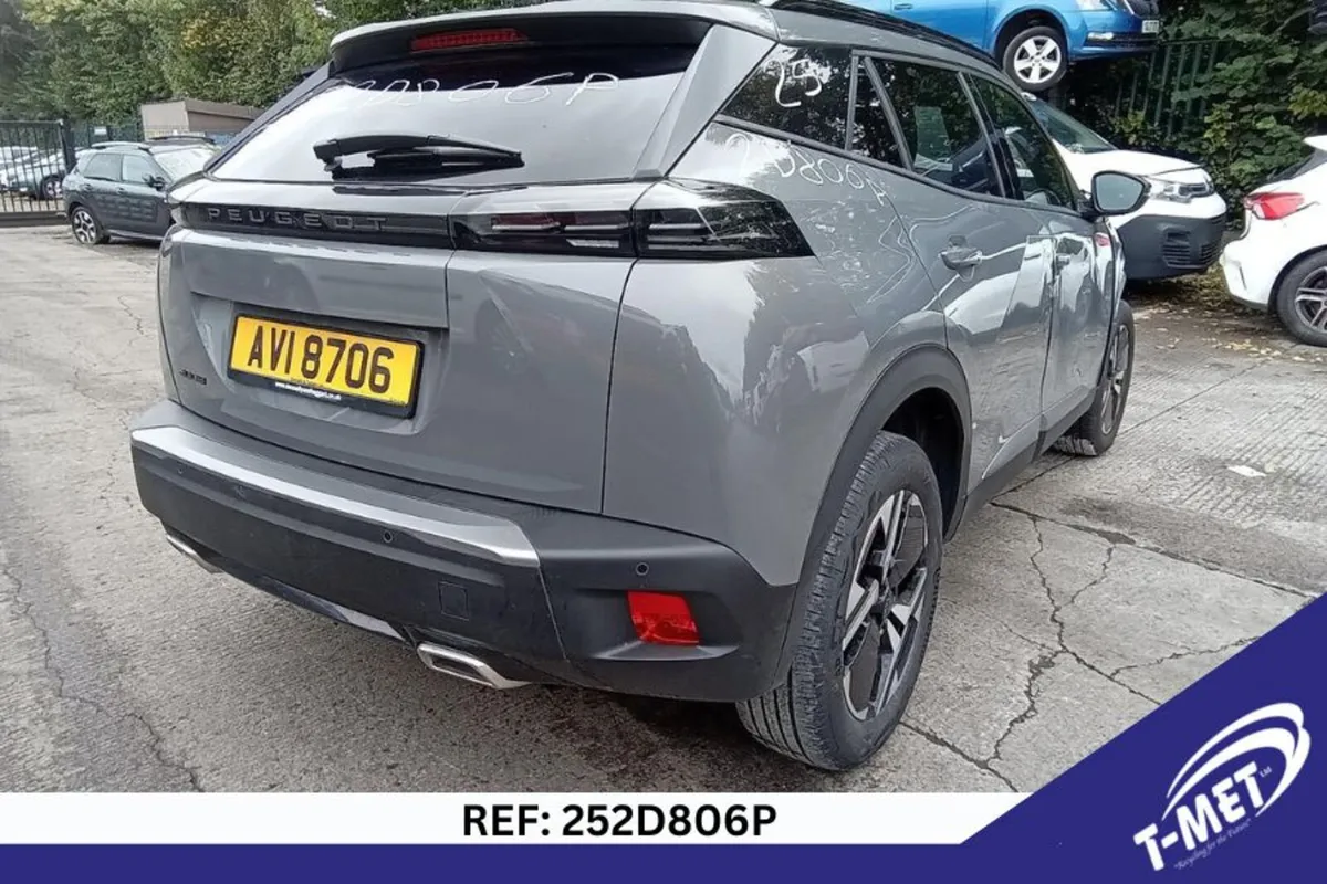 2025 PEUGEOT 2008 BREAKING FOR PARTS - Image 2