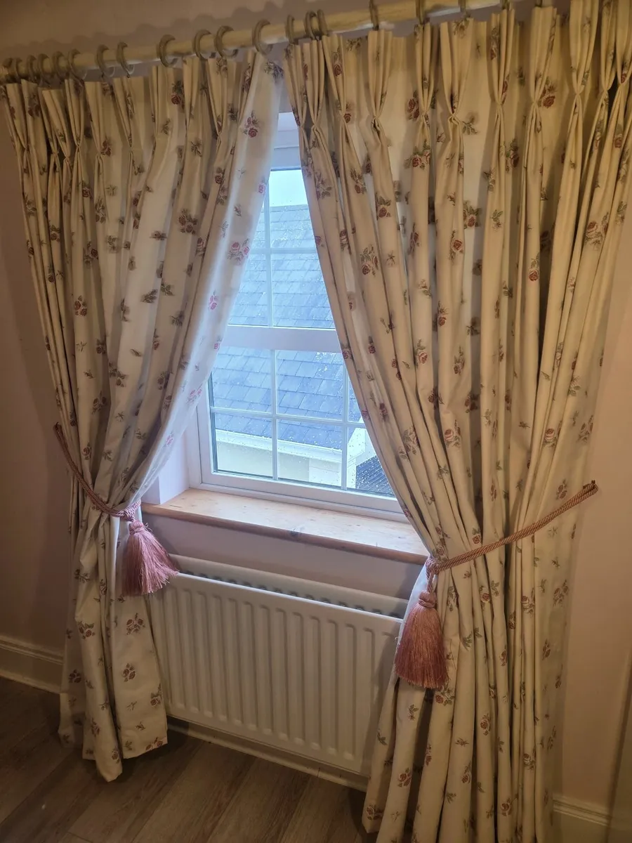 Curtains - Image 1