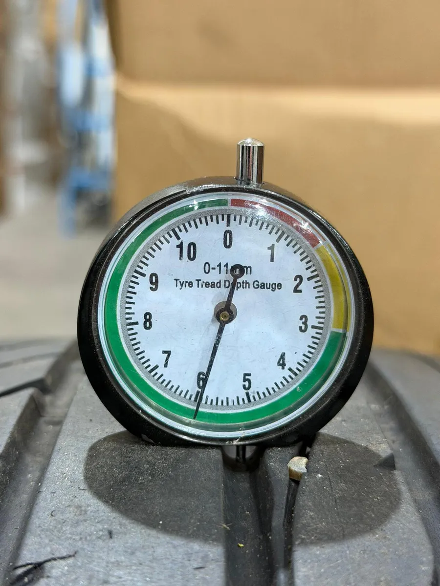 19" GENUINE MERCEDES X CLASS Alloys &  Bridgestone - Image 3