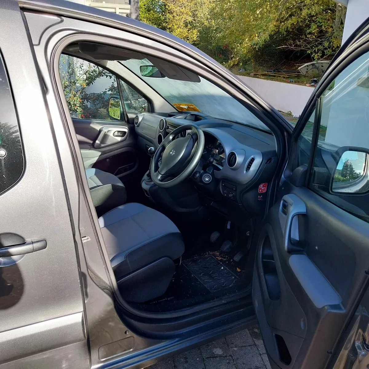 Peugeot Partner Tepee 2016 (price reduced) - Image 4