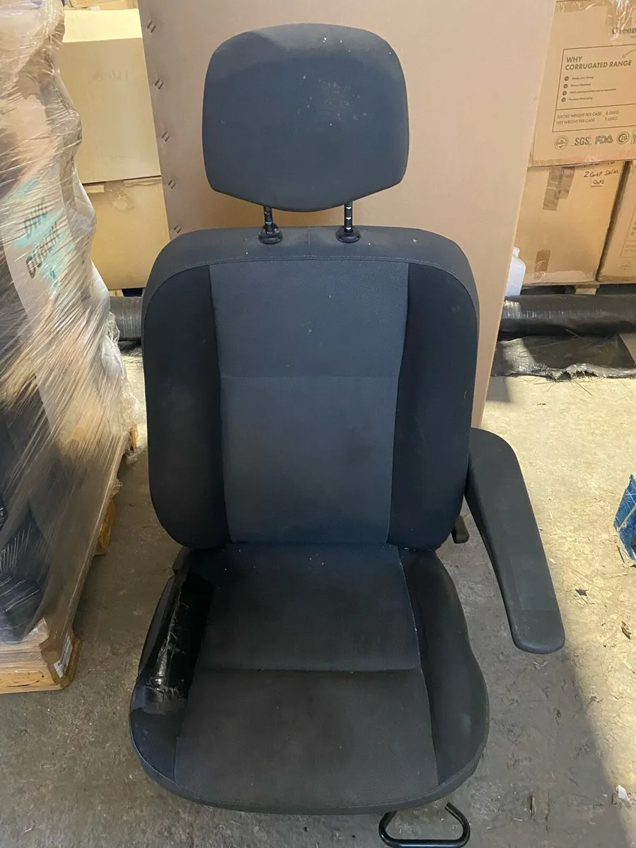 Renault master driver seat