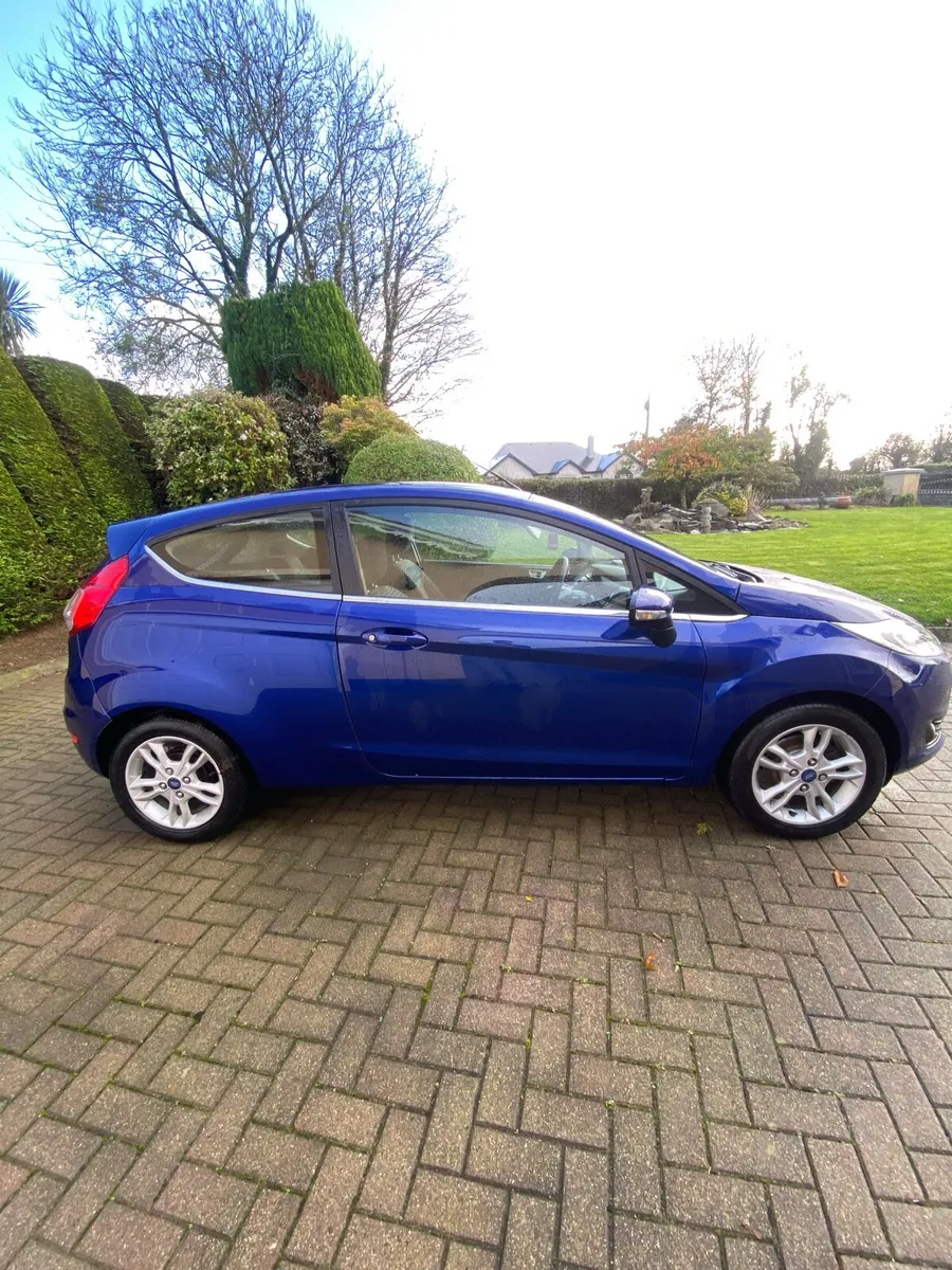 **PRICE DROP** 2015 Ford Fiesta Zetec - Image 4