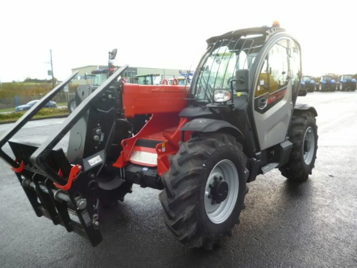 Unused Manitou 735 telehandler - Image 3