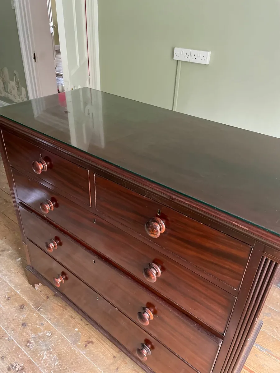 Antique Victorian Chest of Drawers with Glass Top - Image 2