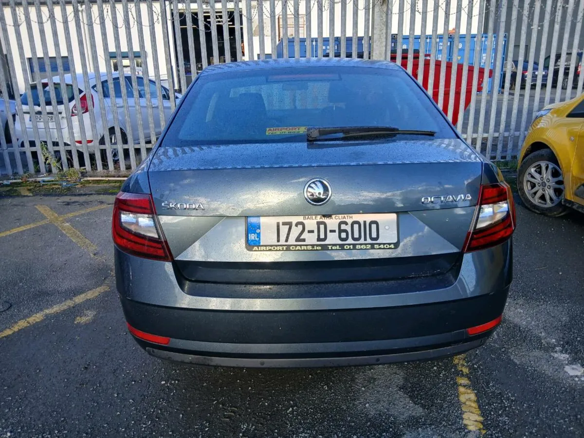 2017 SKODA OCTAVIA 1.6 DIESEL - Image 4