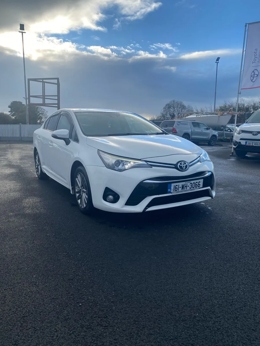 €5250 2016 Toyota Avensis 1.6 Diesel - Image 1