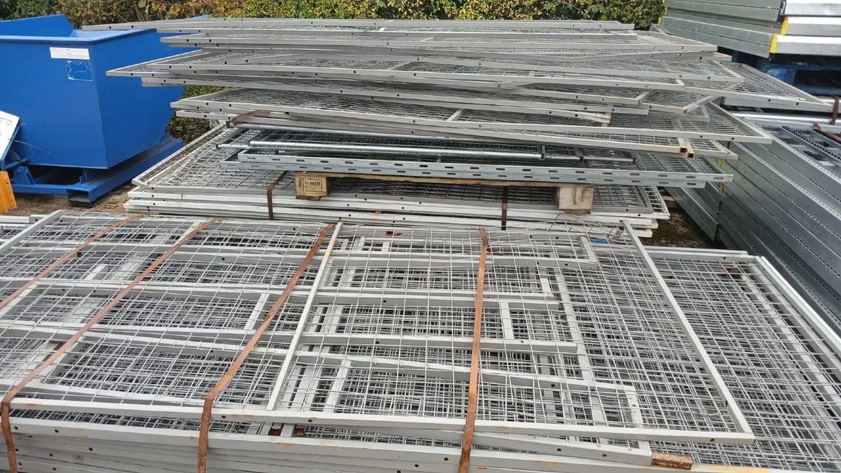 Mesh Panels - Image 1