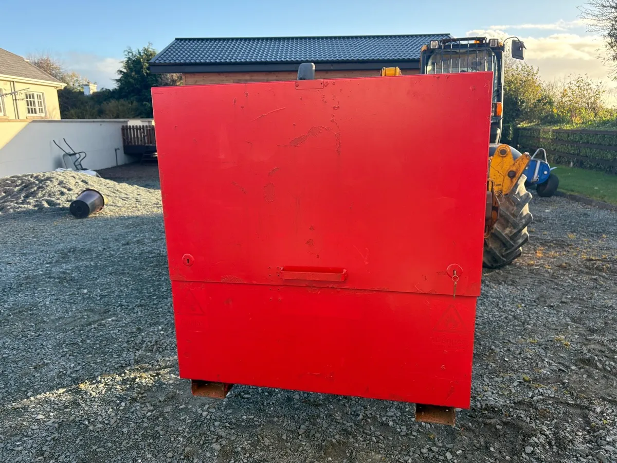 Armgard site box - Image 1