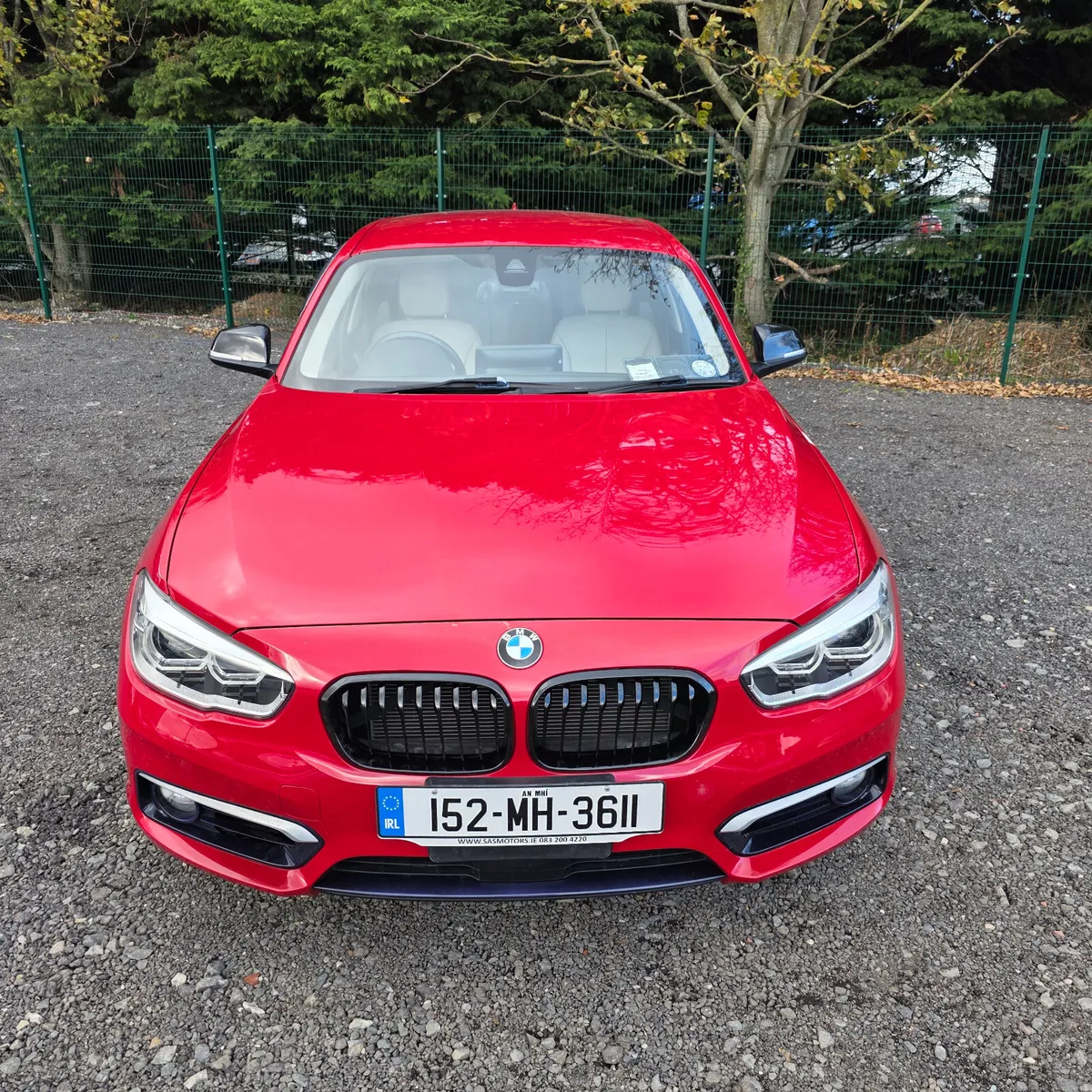 BMW 118i Automatic - Image 2