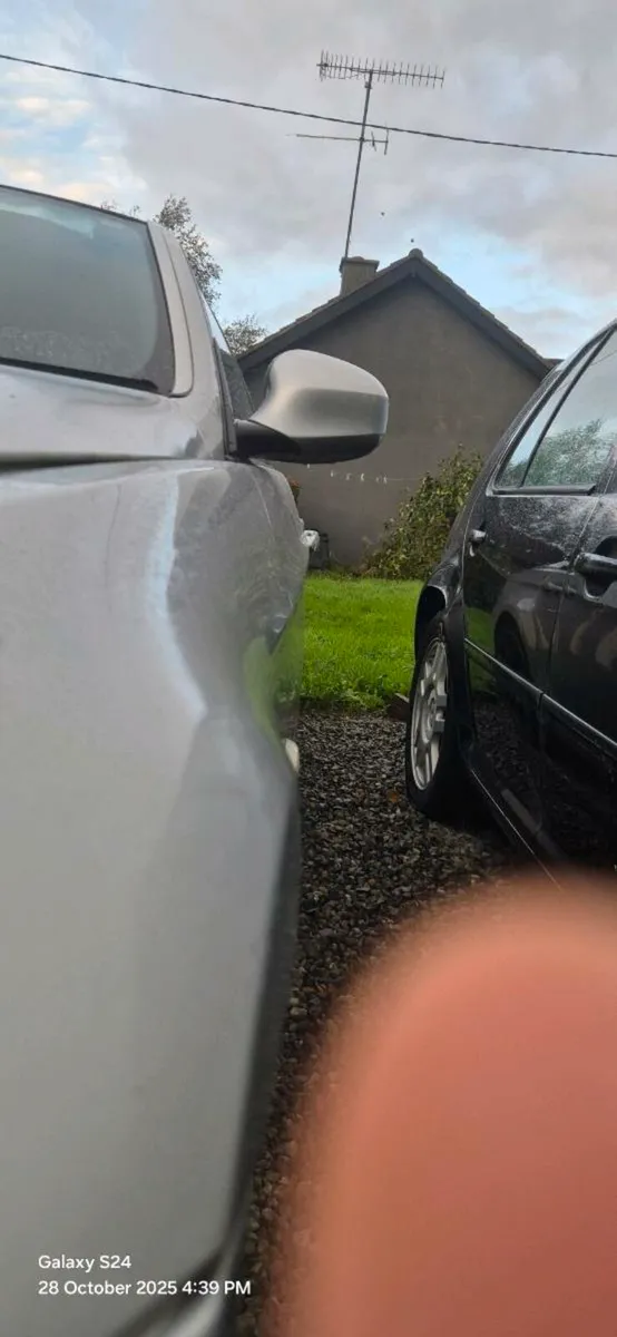 Bmw 318d m sport - Image 4