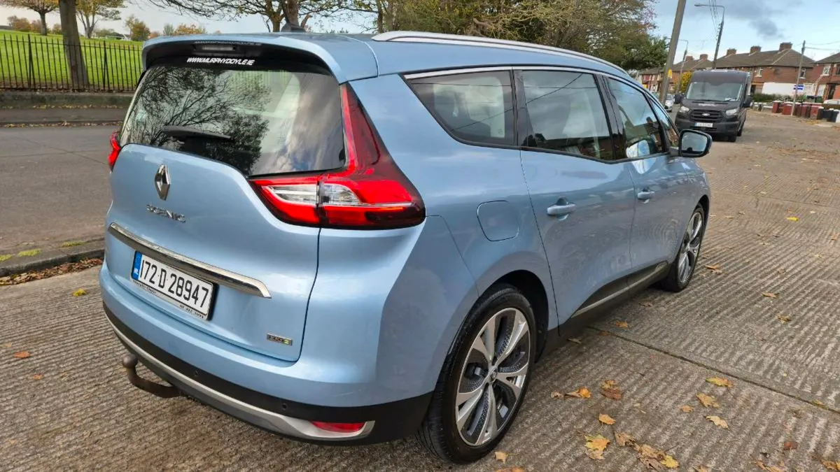 172 Renault Grand Scenic (Top Spec) immaculate - Image 2