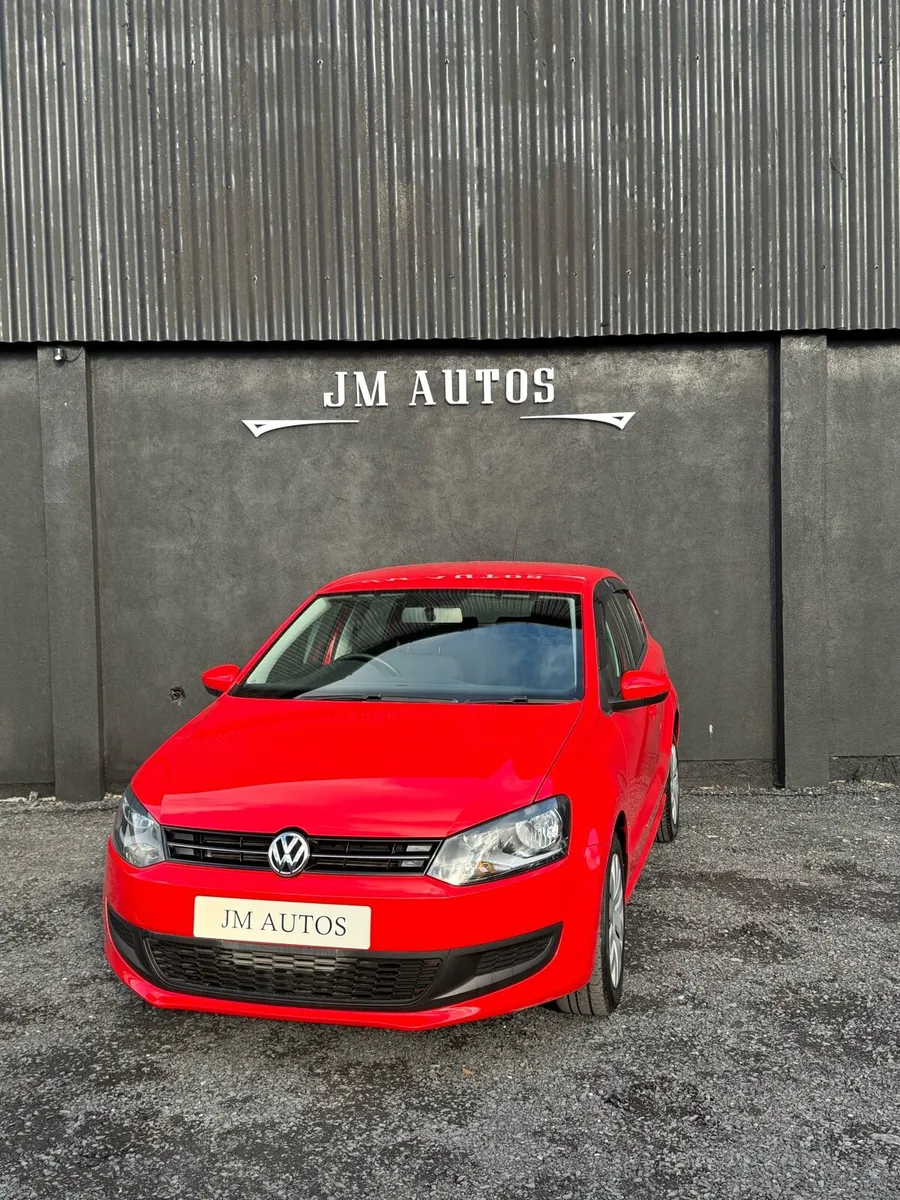 VOLKSWAGEN POLO - Image 1