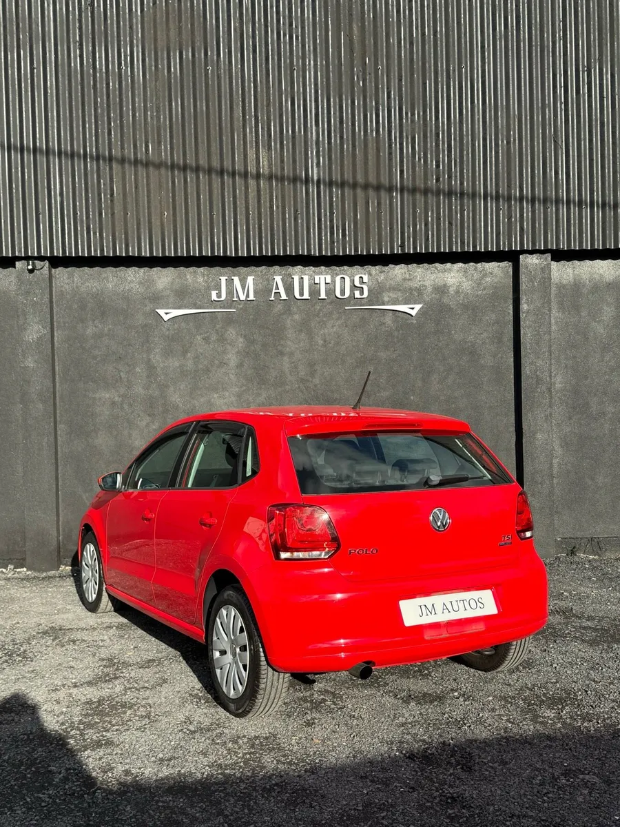 VOLKSWAGEN POLO - Image 4
