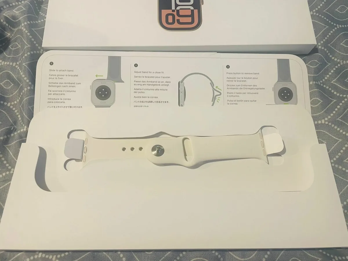 Brand New Apple iWatch 10 - Image 2