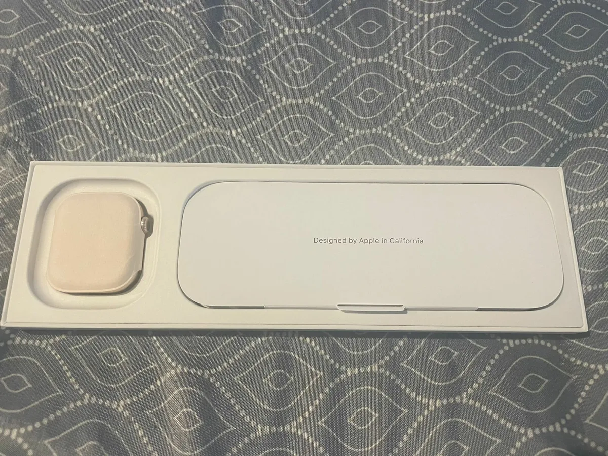 Brand New Apple iWatch 10 - Image 1