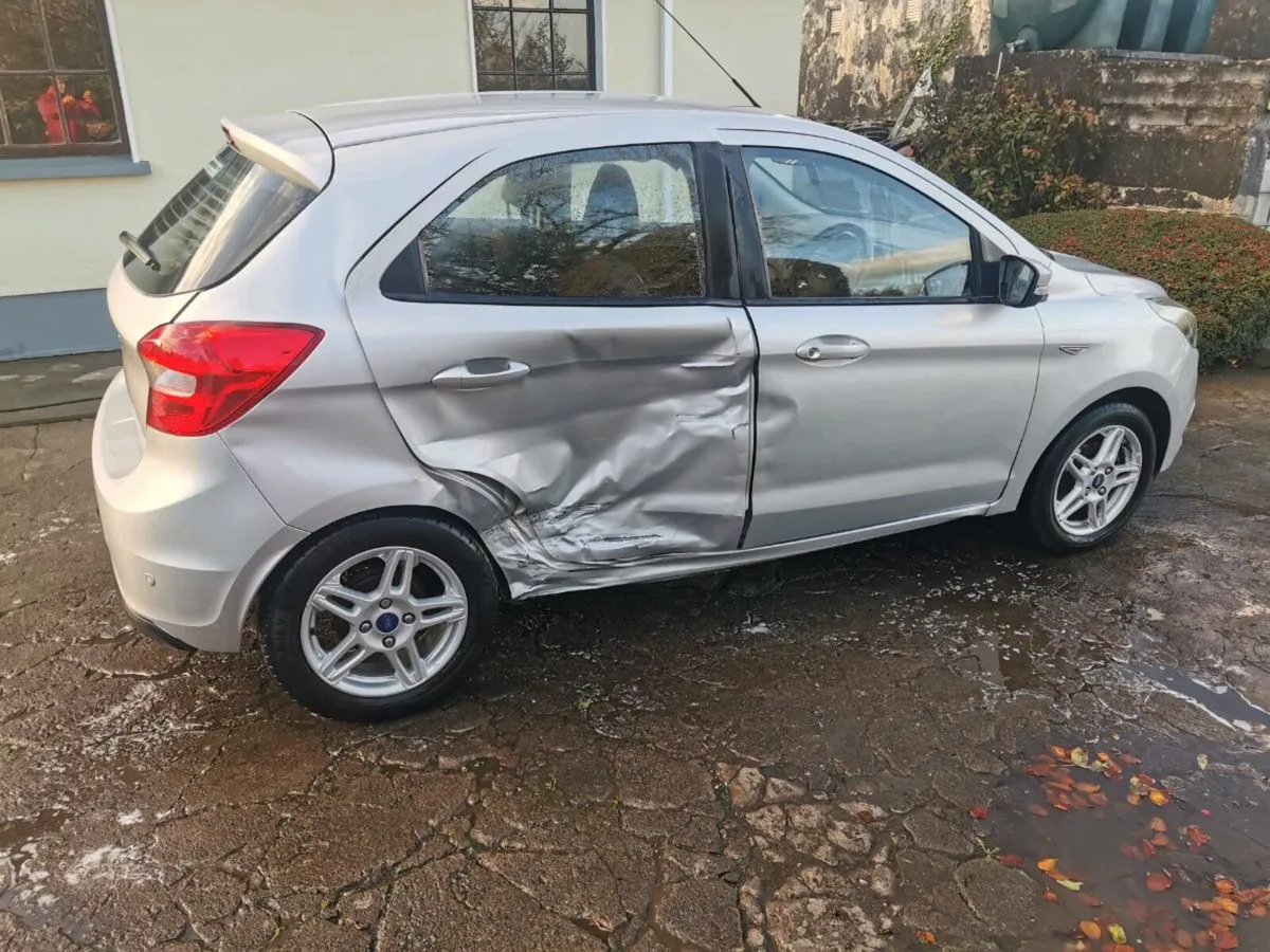 182 Ford Ka Low Miles - Image 3