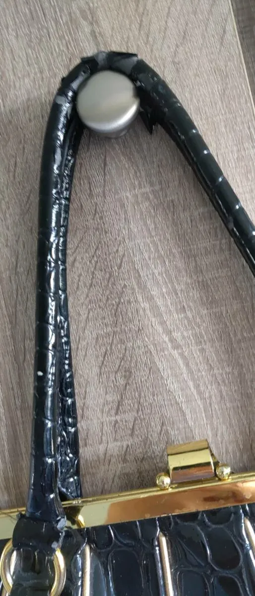 Black lacquered gold bag - Image 3