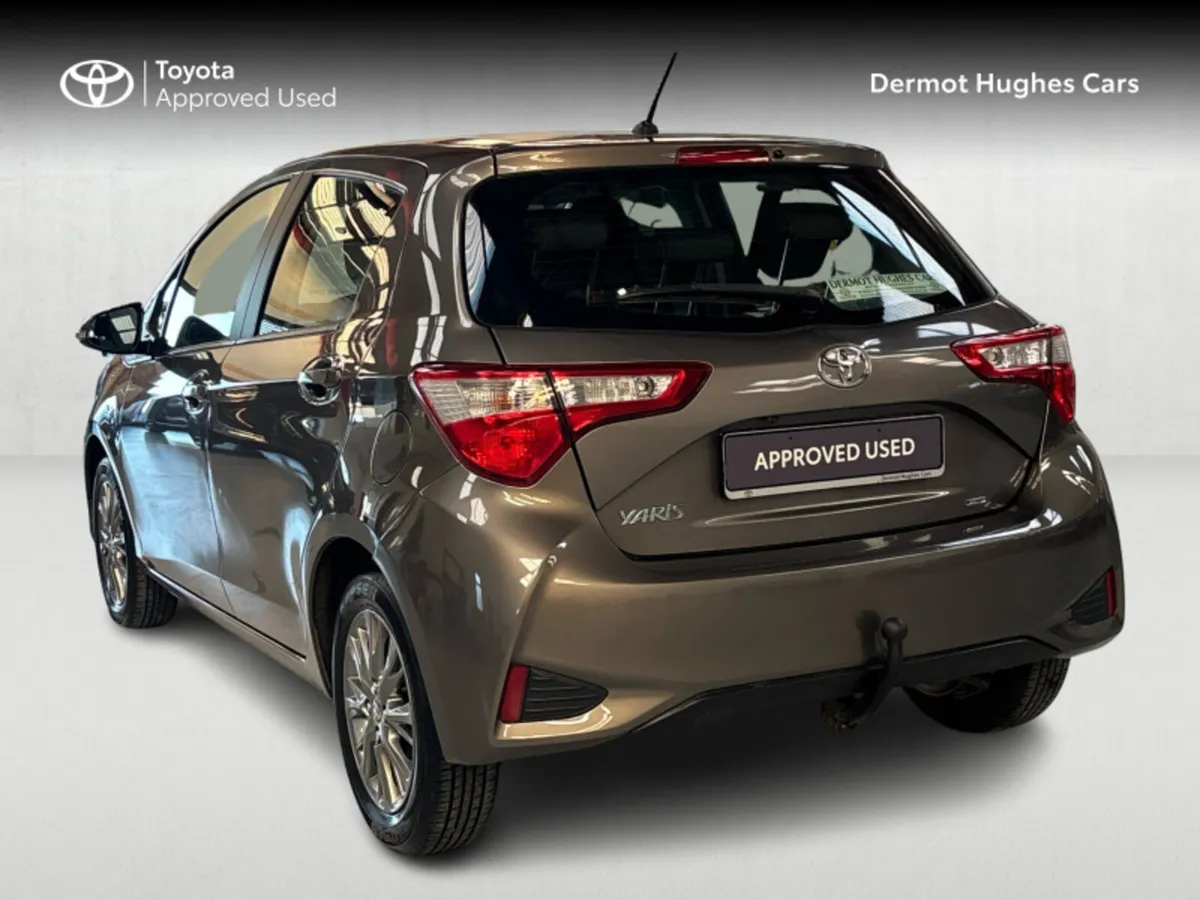 Toyota Yaris 1.0 LUNA 4DR - Image 2