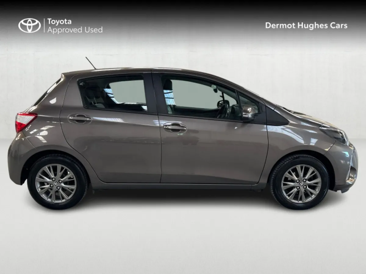 Toyota Yaris 1.0 LUNA 4DR - Image 3