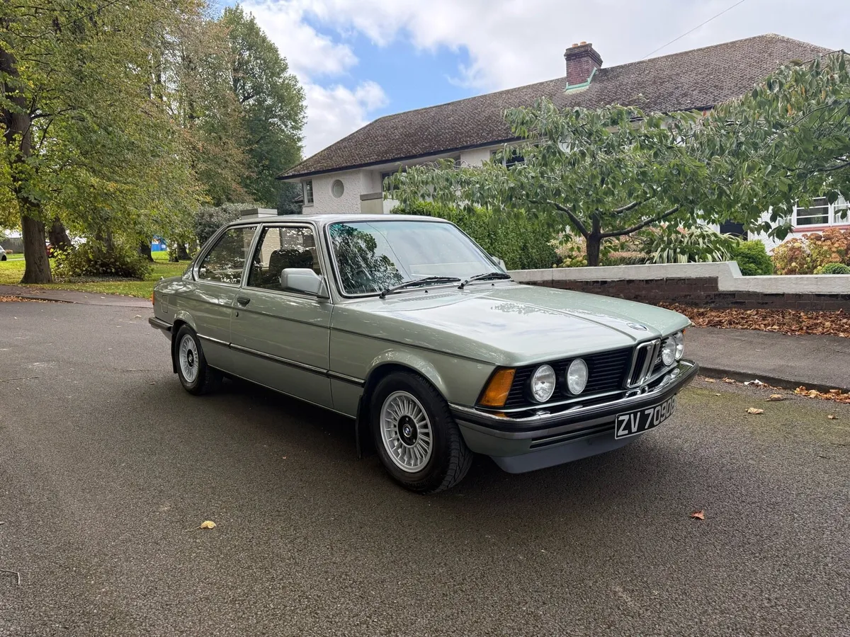 BMW E21 320 carburettor - Image 1