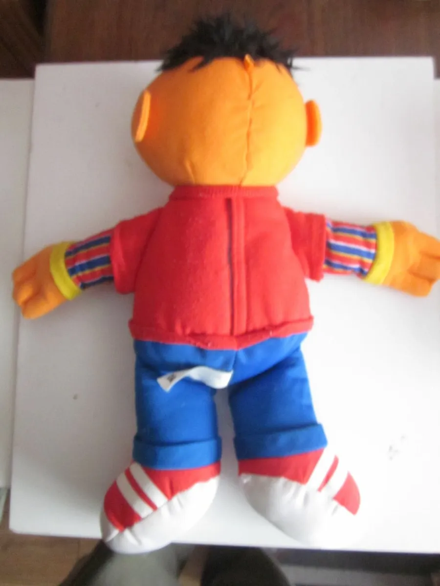 Vintage Ernie Seasame Street soft toy 13" - Image 2