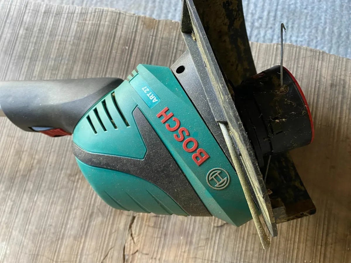 GRASS TRIMMER - BOSCH ART 27 - Image 2