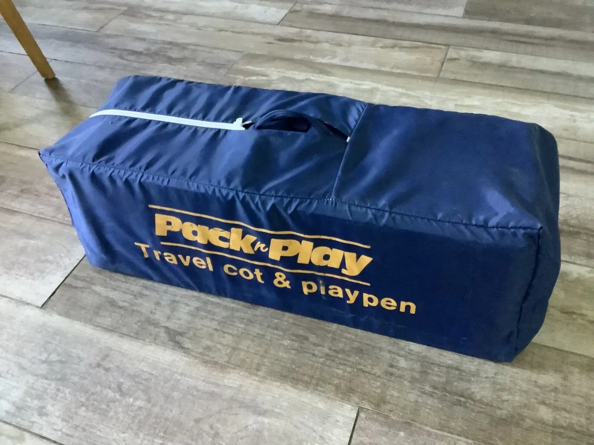 Travel cot - Image 4