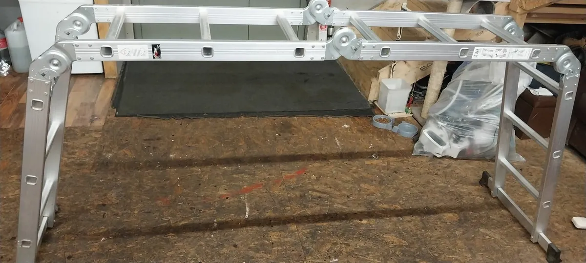 Platform ladder - Image 1