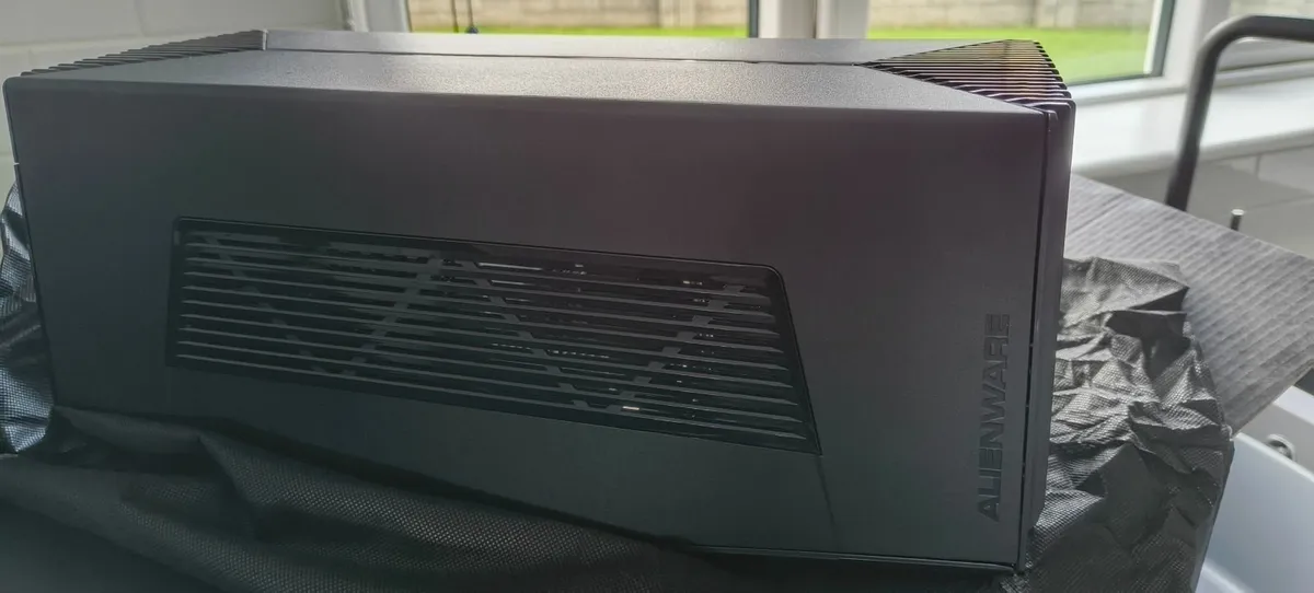 Dell Alienware Z01G 460W Graphics Amplifier - Image 3