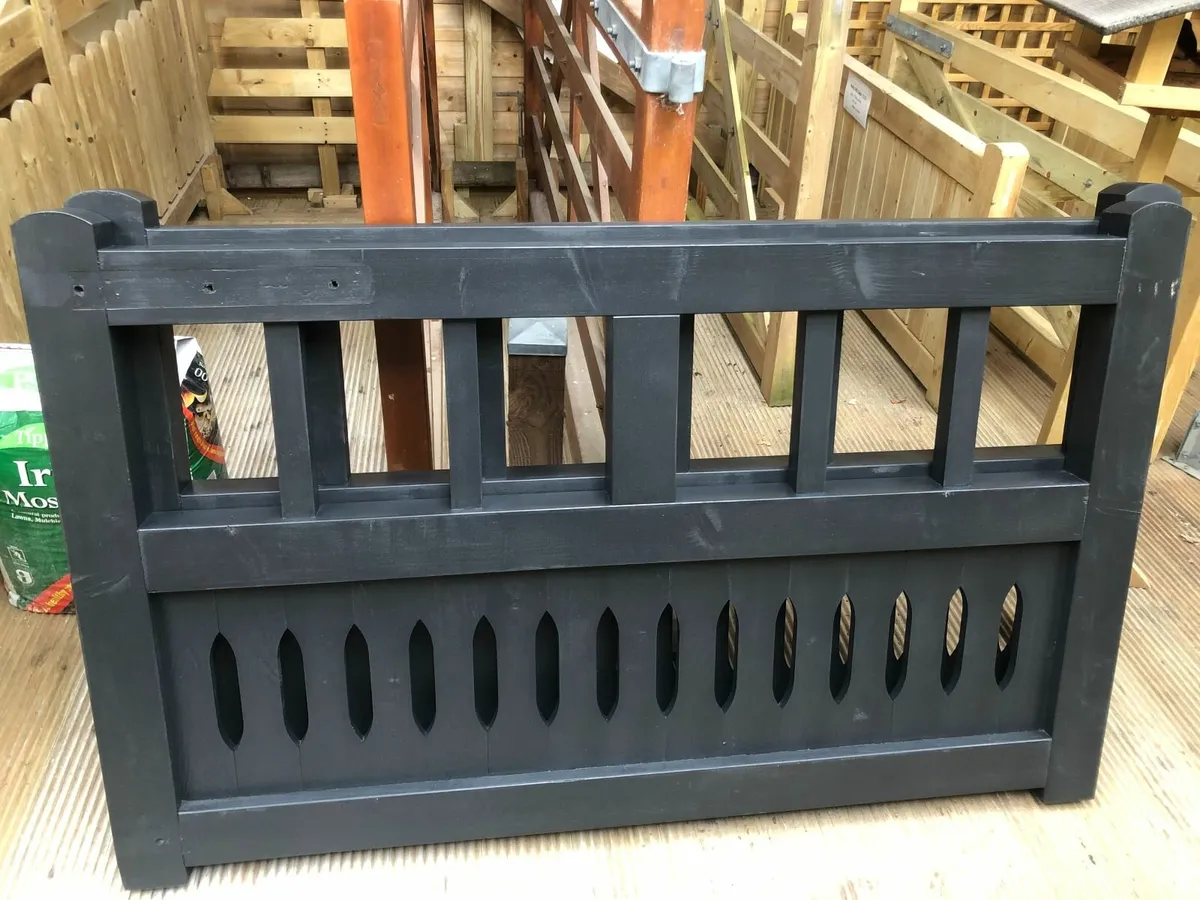 Timber entrance gate- killconnell Painted black - Image 3