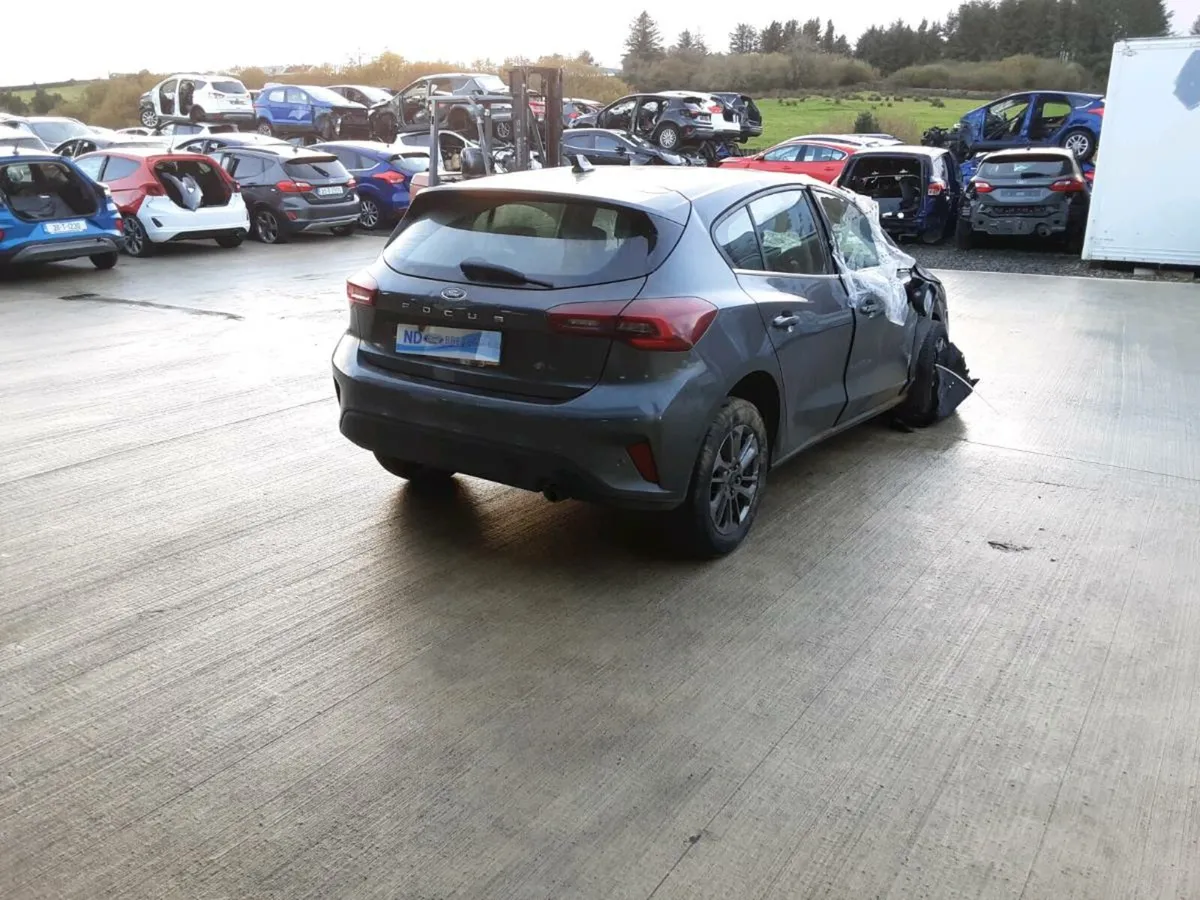 2023 ford focus for breaking - Image 2