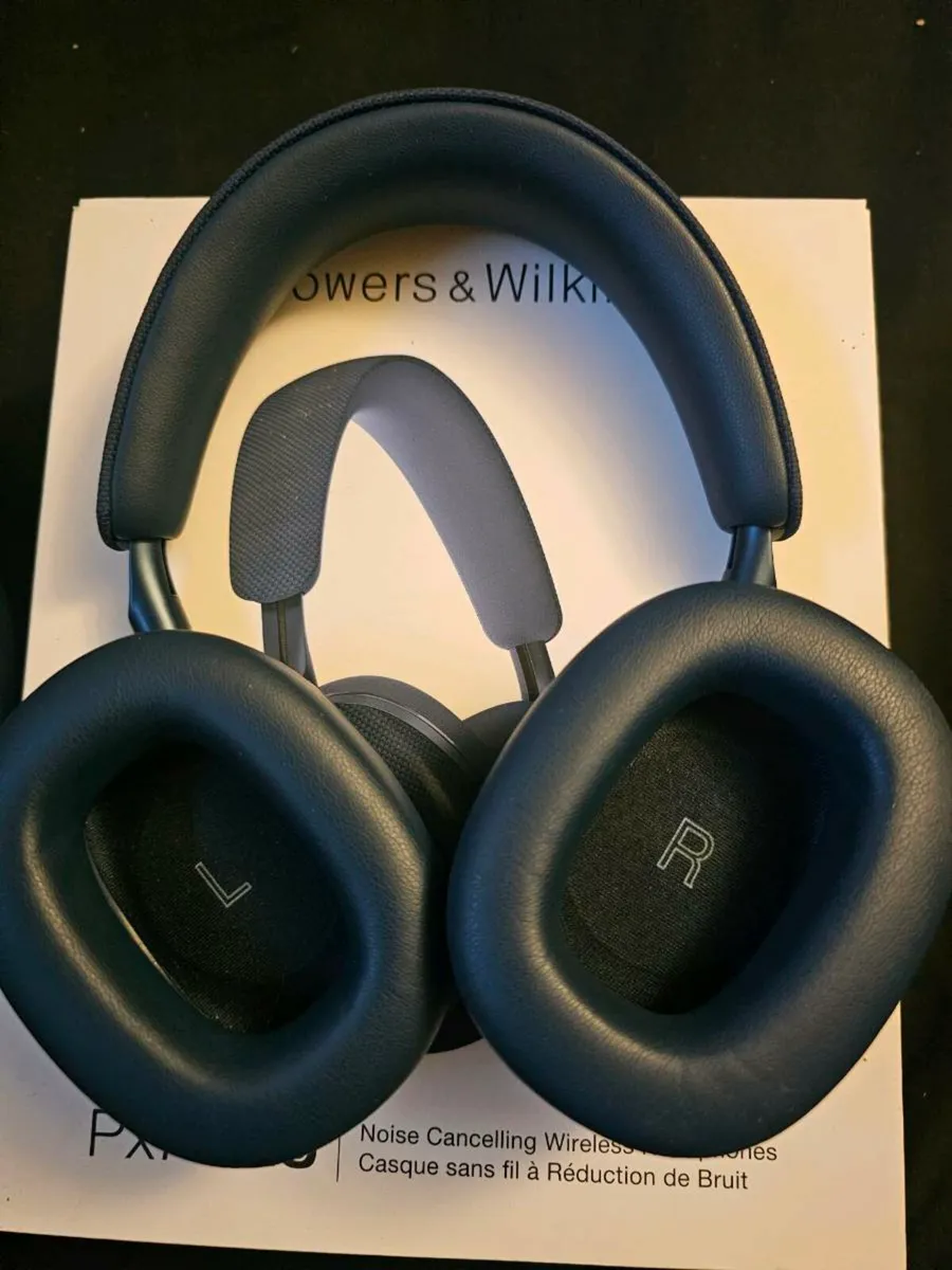 Bowers & Wilkins Px7 S2E - Image 3