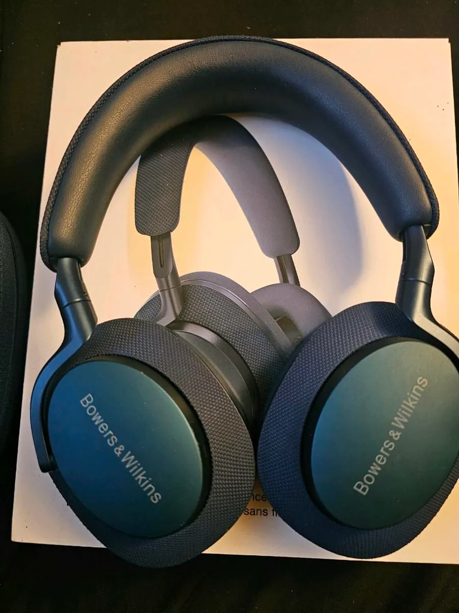 Bowers & Wilkins Px7 S2E - Image 4