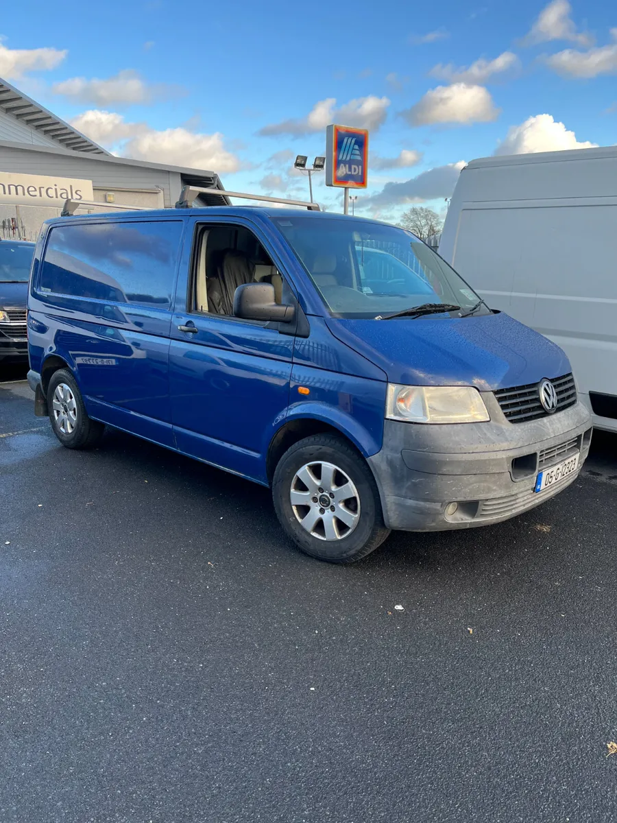 Volkswagen Transporter SWB 2005 - Image 2