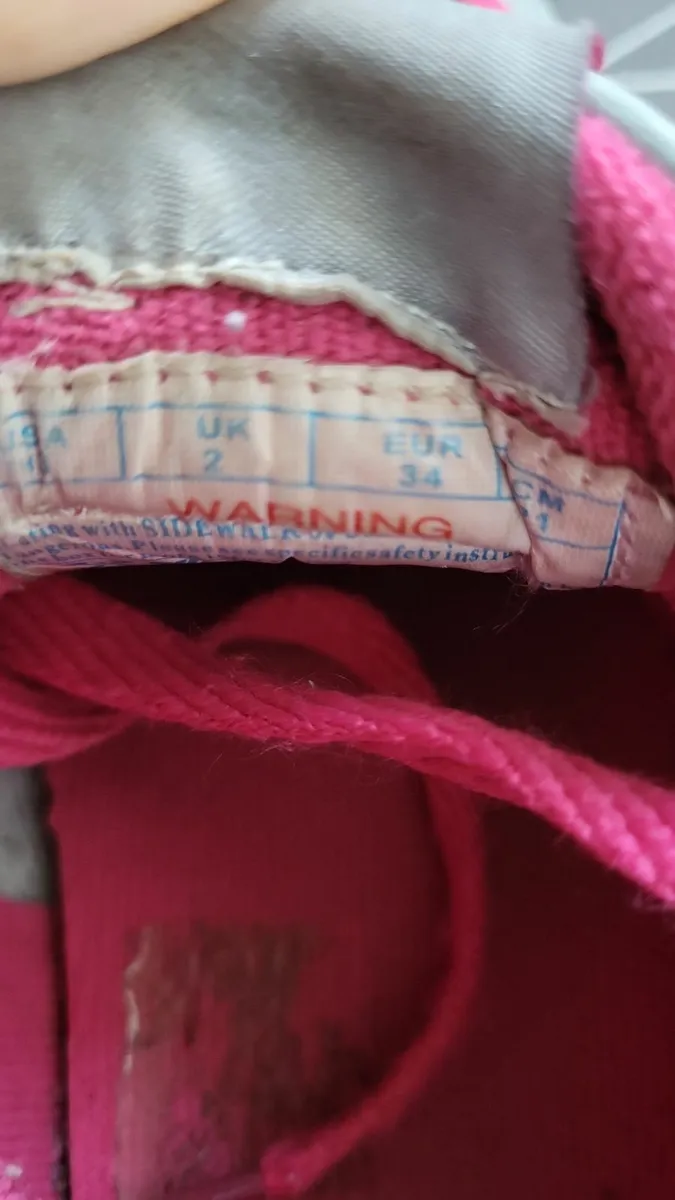 Kids heelies - Image 3