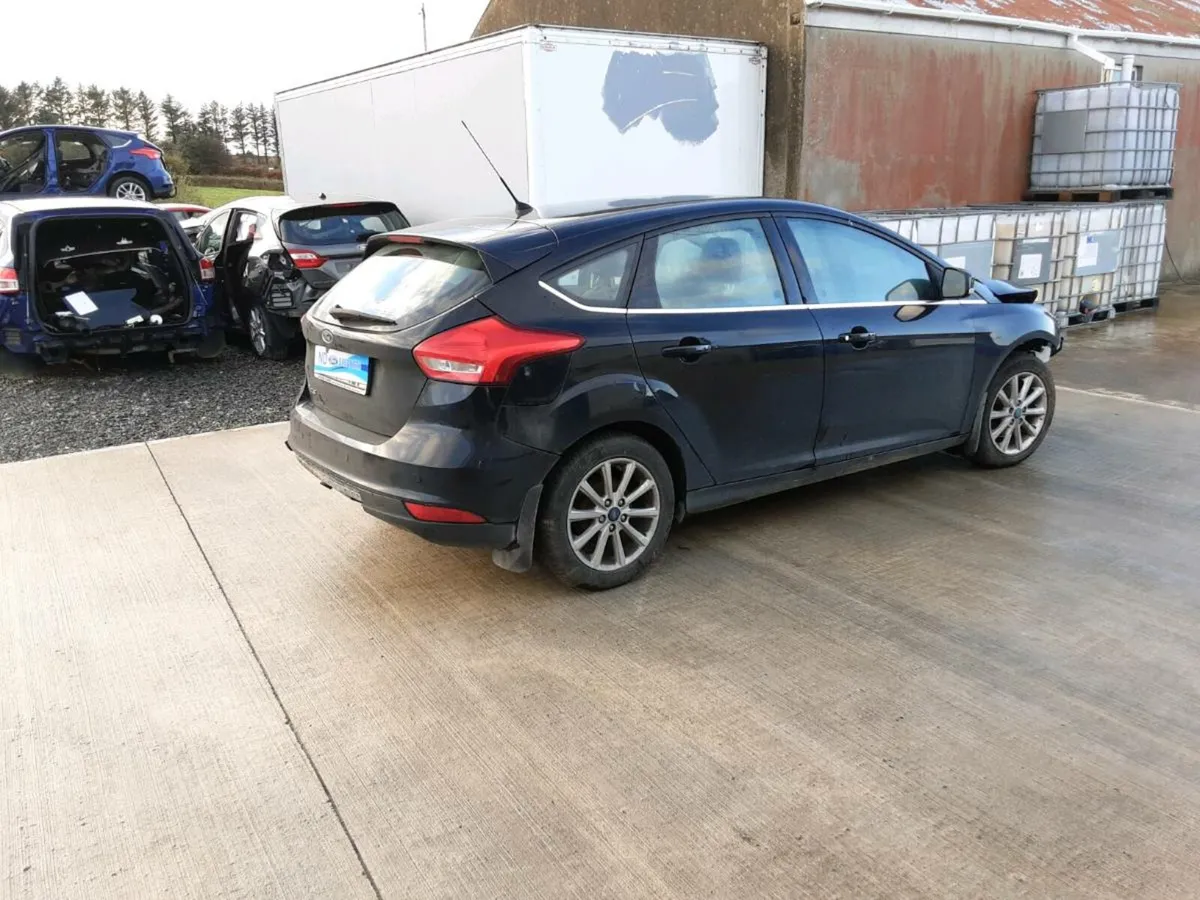 2016 ford focus for breaking - Image 2